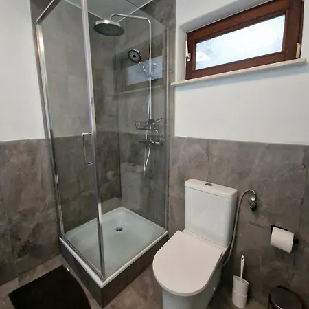 Mit Pool Und Sauna