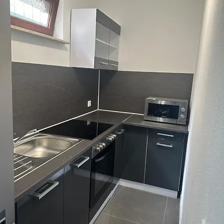 Mit Pool Und Sauna Apartment