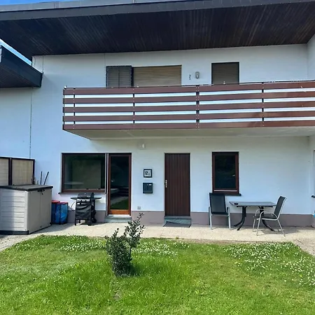 Appartement Mit Pool Und Sauna - *